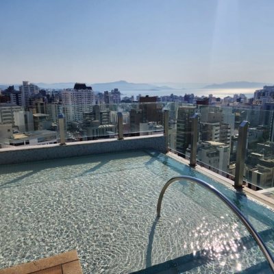 Studio Residencial com 54m², 1 quarto, 1 garagem, no bairro Centro em Florianópolis