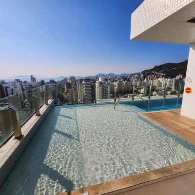 Studio Residencial com 54m², 1 quarto, 1 garagem, no bairro Centro em Florianópolis