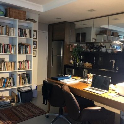 Studio Residencial com 54m², 1 quarto, 1 garagem, no bairro Centro em Florianópolis