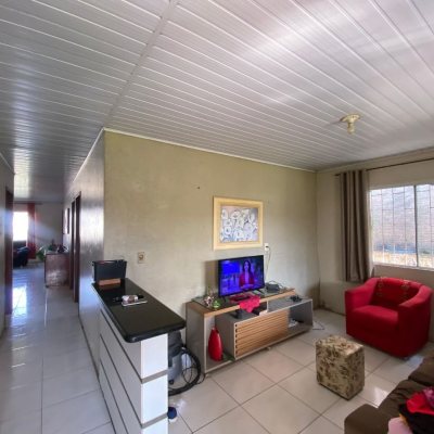 Casa Residencial com 136m², 3 quartos, 2 garagens, no bairro Jardim Eldorado em Palhoça