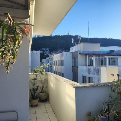 Cobertura com 95m², 3 quartos, 1 garagem, no bairro Trindade em Florianópolis