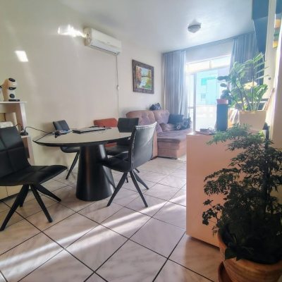 Cobertura com 95m², 3 quartos, 1 garagem, no bairro Trindade em Florianópolis