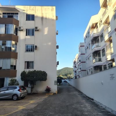 Cobertura com 95m², 3 quartos, 1 garagem, no bairro Trindade em Florianópolis