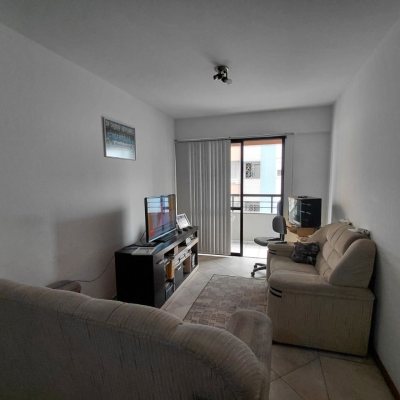 Apartamentos com 89m², 3 quartos, 1 suíte, 1 garagem, no bairro Centro em Florianópolis