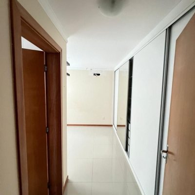 Apartamentos com 122m², 3 quartos, 1 suíte, 1 garagem, no bairro Ingleses do Rio Vermelho em Florianópolis