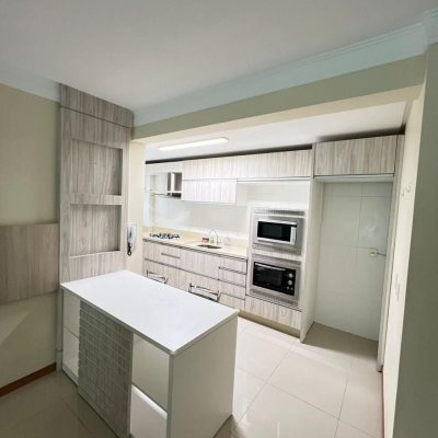Apartamentos com 122m², 3 quartos, 1 suíte, 1 garagem, no bairro Ingleses do Rio Vermelho em Florianópolis