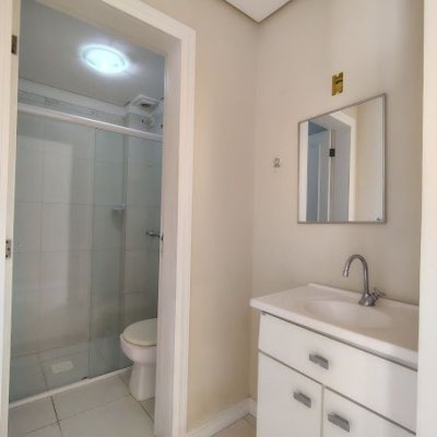 Cobertura com 126m², 3 quartos, 1 suíte, 2 garagens, no bairro Jurerê em Florianópolis