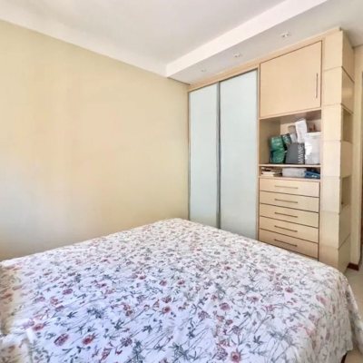 Cobertura com 258m², 3 quartos, 1 suíte, 3 garagens, no bairro Estreito em Florianópolis