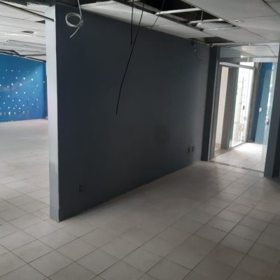 Casa Residencial/Comercial com 450m², 10 garagens, no bairro Centro em Florianópolis