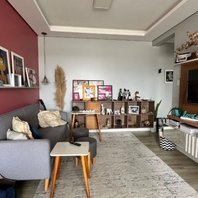 Apartamentos com 79m², 2 quartos, 1 garagem, no bairro Capoeiras em Florianópolis