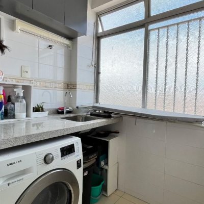 Apartamentos com 79m², 2 quartos, 1 garagem, no bairro Capoeiras em Florianópolis