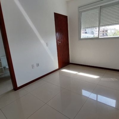 Casa Residencial com 98m², 3 quartos, 1 suíte, 1 garagem, no bairro Campeche em Florianópolis
