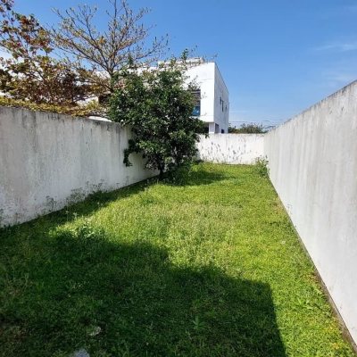 Casa Residencial com 98m², 3 quartos, 1 suíte, 1 garagem, no bairro Campeche em Florianópolis