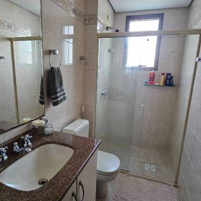 Apartamentos com 130m², 3 quartos, 1 suíte, 2 garagens, no bairro Coqueiros em Florianópolis