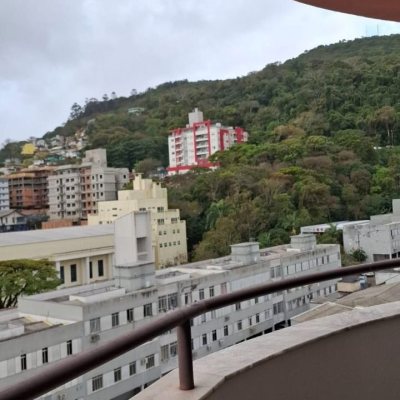 Apartamentos com 109m², 3 quartos, 1 suíte, 1 garagem, no bairro Centro em Florianópolis