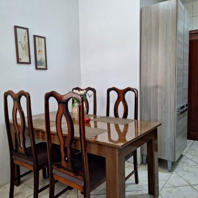 Pousada com 560m², 10 quartos, 2 suítes, 8 garagens, no bairro Canasvieiras em Florianópolis