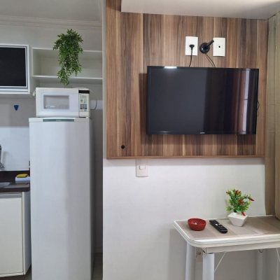 Pousada com 560m², 10 quartos, 2 suítes, 8 garagens, no bairro Canasvieiras em Florianópolis