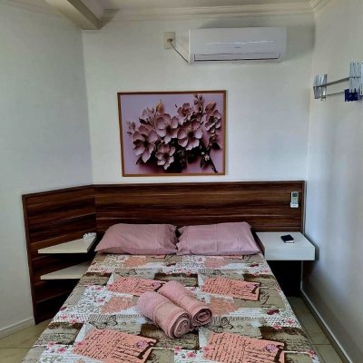 Pousada com 560m², 10 quartos, 2 suítes, 8 garagens, no bairro Canasvieiras em Florianópolis