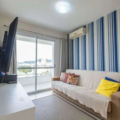 Cobertura com 132m², 2 quartos, 1 suíte, 2 garagens, no bairro Ingleses do Rio Vermelho em Florianópolis