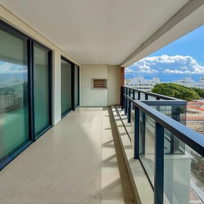Apartamentos com 275m², 4 quartos, 4 suítes, 2 garagens, no bairro Jurerê em Florianópolis