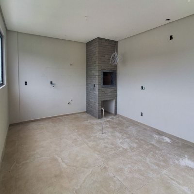 Apartamentos com 94m², 3 quartos, 1 suíte, 2 garagens, no bairro Saco Grande em Florianópolis