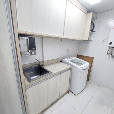 Apartamentos com 115m², 3 quartos, 3 suítes, 2 garagens, no bairro Ingleses do Rio Vermelho em Florianópolis