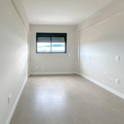 Apartamentos com 94m², 3 quartos, 1 suíte, 2 garagens, no bairro Saco Grande em Florianópolis