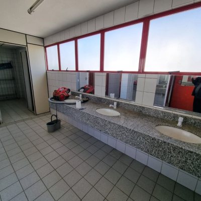 Predio com 422m², 8 garagens, no bairro Estreito em Florianópolis