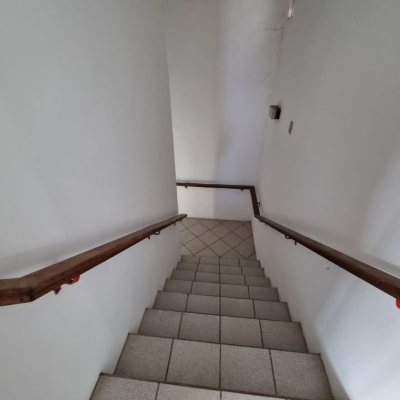 Predio com 422m², 8 garagens, no bairro Estreito em Florianópolis