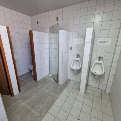 Predio com 422m², 8 garagens, no bairro Estreito em Florianópolis