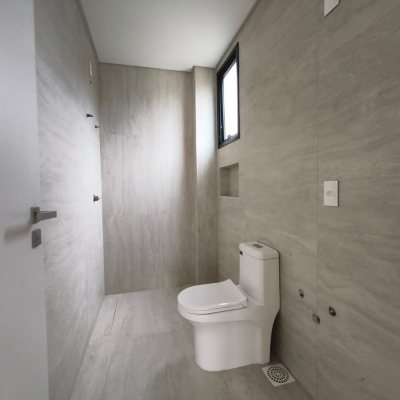 Casa em Condomínio com 230m², 3 quartos, 3 suítes, 2 garagens, no bairro Cacupé em Florianópolis