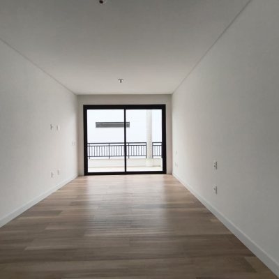 Casa em Condomínio com 230m², 3 quartos, 3 suítes, 2 garagens, no bairro Cacupé em Florianópolis