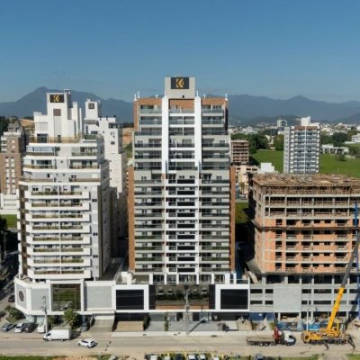 Cobertura com 125m², 3 quartos, 2 suítes, 2 garagens, no bairro Pedra Branca em Palhoça