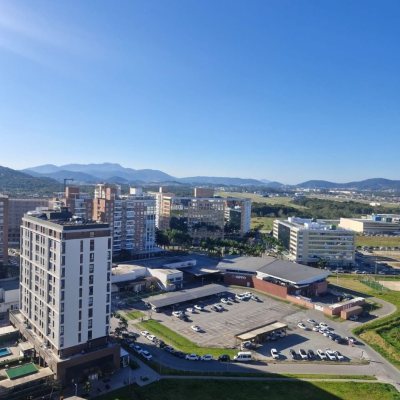 Cobertura com 125m², 3 quartos, 2 suítes, 2 garagens, no bairro Pedra Branca em Palhoça