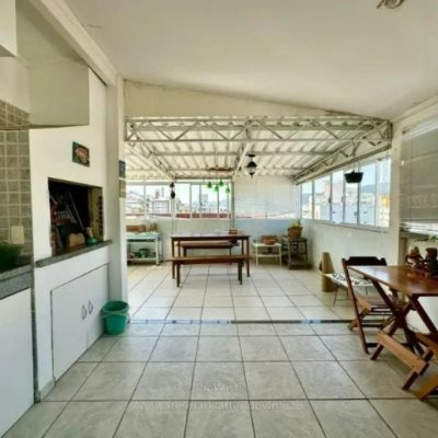 Cobertura com 68m², 2 quartos, 1 suíte, 1 garagem, no bairro Carvoeira em Florianópolis