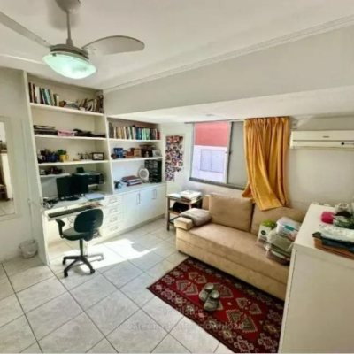 Cobertura com 68m², 2 quartos, 1 suíte, 1 garagem, no bairro Carvoeira em Florianópolis