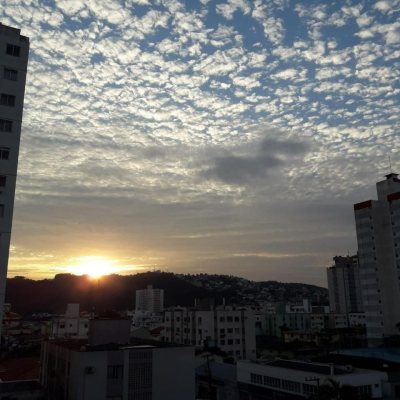 Apartamentos com 77m², 1 quarto, 1 garagem, no bairro Ingleses do Rio Vermelho em Florianópolis