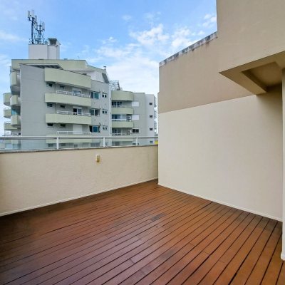 Cobertura com 134m², 3 quartos, 1 suíte, 1 garagem, no bairro Nossa Senhora Do Rosário em São José