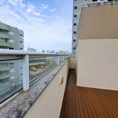 Cobertura com 134m², 3 quartos, 1 suíte, 1 garagem, no bairro Nossa Senhora Do Rosário em São José