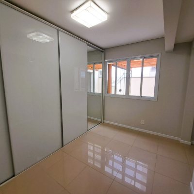 Cobertura com 134m², 3 quartos, 1 suíte, 1 garagem, no bairro Nossa Senhora Do Rosário em São José