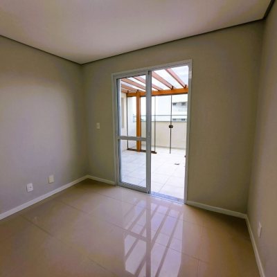 Cobertura com 134m², 3 quartos, 1 suíte, 1 garagem, no bairro Nossa Senhora Do Rosário em São José