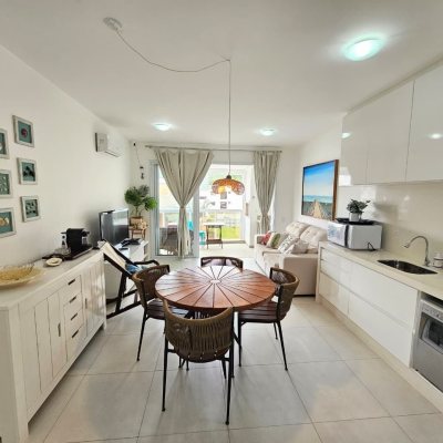 Apartamentos com 83m², 2 quartos, 2 suítes, 1 garagem, no bairro Palmas em Governador Celso Ramos