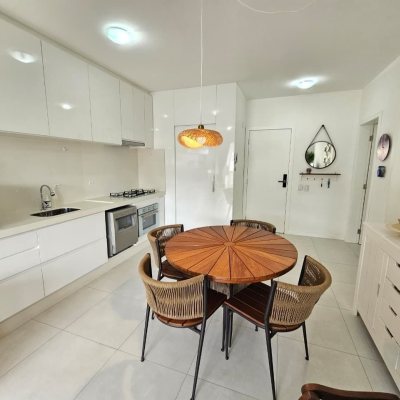 Apartamentos com 83m², 2 quartos, 2 suítes, 1 garagem, no bairro Palmas em Governador Celso Ramos