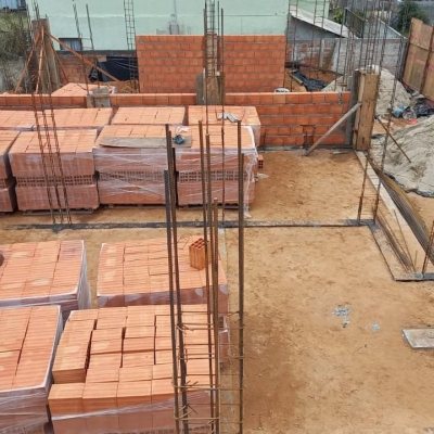 Sobrado Residencial com 113m², 3 quartos, 1 suíte, 2 garagens, no bairro Ingleses do Rio Vermelho em Florianópolis