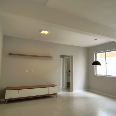 Apartamentos com 54m², 2 quartos, 1 garagem, no bairro Kobrasol em São José