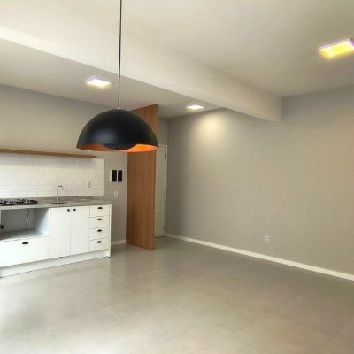 Apartamentos com 54m², 2 quartos, 1 garagem, no bairro Kobrasol em São José