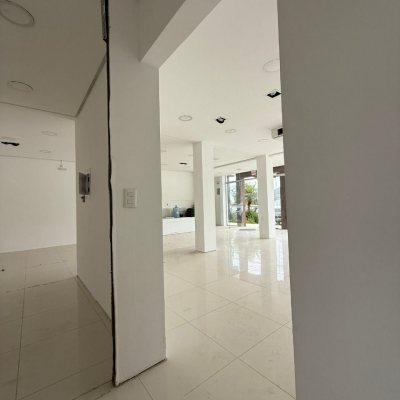 Terreno Comercial com 1766m², no bairro Santo Antônio De Lisboa em Florianópolis