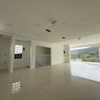 Terreno Comercial com 1766m², no bairro Santo Antônio De Lisboa em Florianópolis