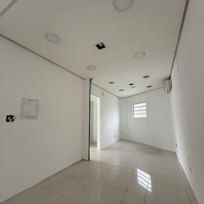 Terreno Comercial com 1766m², no bairro Santo Antônio De Lisboa em Florianópolis