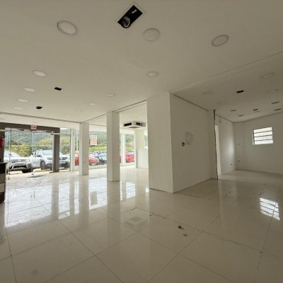 Terreno Comercial com 1766m², no bairro Santo Antônio De Lisboa em Florianópolis